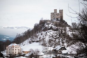 Castel Maurn