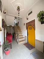 Goroomgo Blue Eye Hostel Jaisalmer