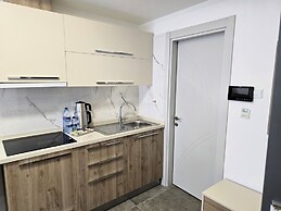 Nurel Shark Residence