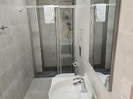 Nurel Shark Residence