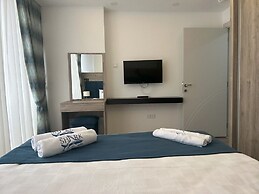 Nurel Shark Residence