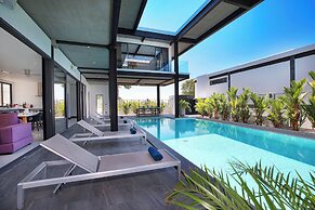 Loft-Style 4BR Salt Pool Villa Sunset 6