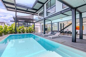 Loft-Style 4BR Salt Pool Villa Sunset 6