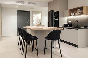 Exceptional Acropolis Suite by Cloudkeys