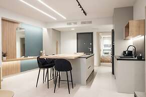 Exceptional Acropolis Suite by Cloudkeys