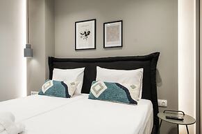 Exceptional Acropolis Suite by Cloudkeys