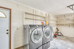 Modern Wimauma Family Home w/ Private Pool & Yard!