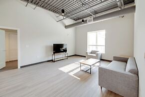 Bloomington Apartment, 3 Mi to IU Memorial Stadium