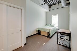 Bloomington Apartment, 3 Mi to IU Memorial Stadium