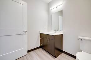 Bloomington Apartment, 3 Mi to IU Memorial Stadium