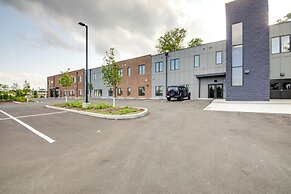 Bloomington Apartment, 3 Mi to IU Memorial Stadium