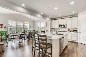 15 Mi to Boulder: Spacious Family Home in Erie