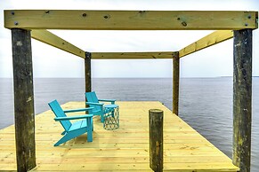 Cabin on Albemarle Sound w/ Dock & 2 Kayaks