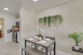 Miami Gardens Apt: 5 Miles to Hard Rock Stadium