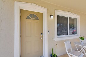 Miami Gardens Apt: 5 Miles to Hard Rock Stadium