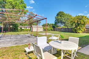 Miami Gardens Apt: 5 Miles to Hard Rock Stadium