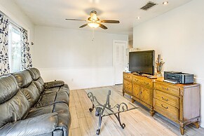 5 Mi to Beach: Pet-friendly Port Charlotte Home