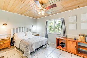 5 Mi to Beach: Pet-friendly Port Charlotte Home