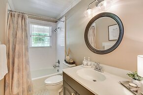 Spacious Taylors Home ~ 5 Mi to Dtwn Greenville!