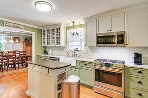 Spacious Taylors Home ~ 5 Mi to Dtwn Greenville!