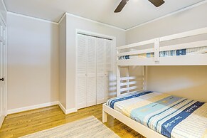 Spacious Taylors Home ~ 5 Mi to Dtwn Greenville!