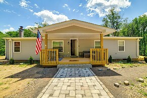 Modern Unadilla Retreat w/ Decks & Gas Grill!