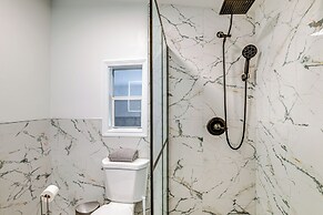 Modern Unadilla Retreat w/ Decks & Gas Grill!