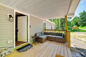 Modern Unadilla Retreat w/ Decks & Gas Grill!