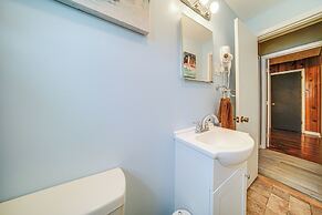 Charming Geneva Vacation Rental ~ 5 Mi to Lake!