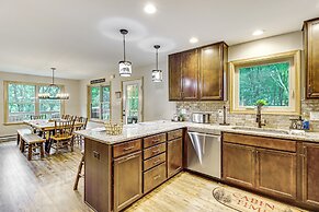 Lake Access & Hot Tub: Forest-view Poconos Cabin