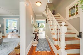 Charming Home < 2 Mi to Ocean Park & Pier!