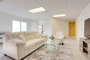 7 Mi to Golf Course: Brighton Apt w/ Yard & Patio