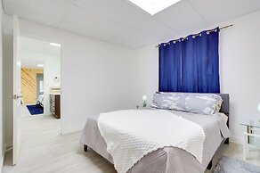 7 Mi to Golf Course: Brighton Apt w/ Yard & Patio