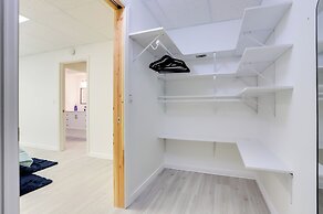 7 Mi to Golf Course: Brighton Apt w/ Yard & Patio