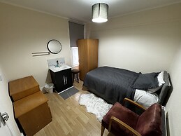 Sterling House B&B Heathrow