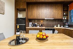 Jeannette s Seaside Getaway - Kalamata Urban Gem