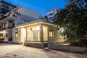 Jeannette s Seaside Getaway - Kalamata Urban Gem