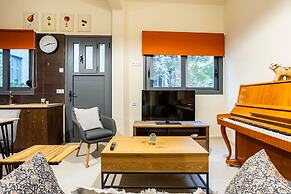 Jeannette s Seaside Getaway - Kalamata Urban Gem