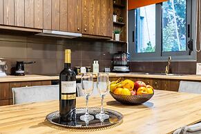 Jeannette s Seaside Getaway - Kalamata Urban Gem