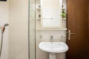 Jeannette s Seaside Getaway - Kalamata Urban Gem