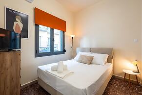 Jeannette s Seaside Getaway - Kalamata Urban Gem