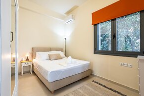 Jeannette s Seaside Getaway - Kalamata Urban Gem