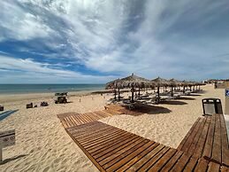 3BR Ground Floor Condo With Direct Pool Access