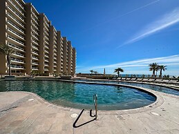 3BR Ground Floor Condo With Direct Pool Access