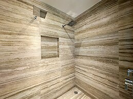 3BR Ground Floor Condo With Direct Pool Access