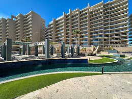 3BR Ground Floor Condo With Direct Pool Access