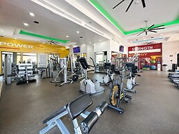 3BR Ground Floor Condo With Direct Pool Access