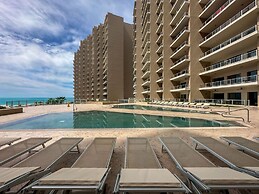 3BR Ground Floor Condo With Direct Pool Access