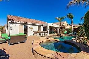 Luxury Oasis: Pool, Hot Tub & Firepit 4 Bedroom Home by RedAwning