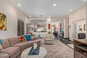 Luxury Oasis: Pool, Hot Tub & Firepit 4 Bedroom Home by RedAwning